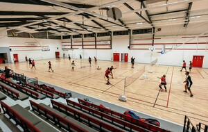 Reprise du badminton au gymnase du Poinçonnet entièrement refait à neuf
